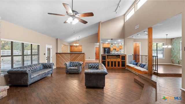 9521 Sumac Circle, San Antonio, TX 78266