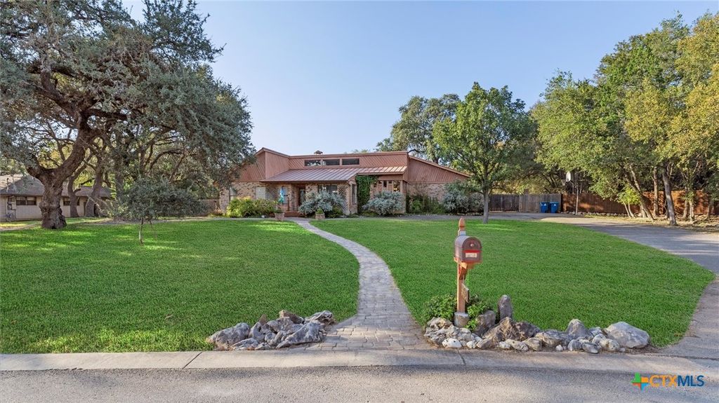 9521 Sumac Circle, San Antonio, TX 78266