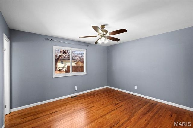 1283 Kingsford Drive, Florissant, MO 63031