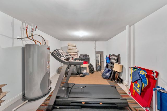 355 Haley Scott DR, Union Hall, VA 24176