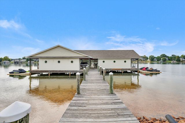 355 Haley Scott DR, Union Hall, VA 24176