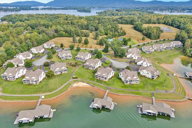 355 Haley Scott DR, Union Hall, VA 24176