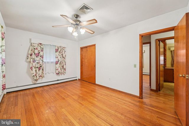 662 E WALNUT RD, Vineland, NJ 08360