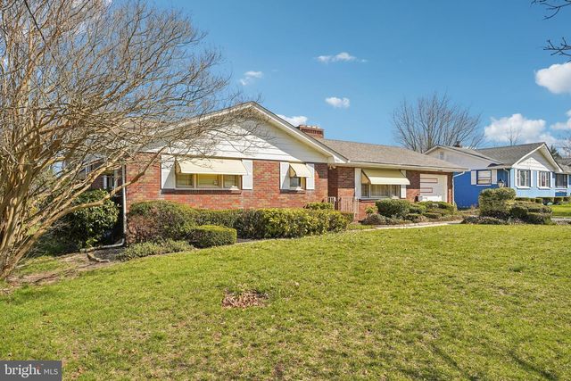 662 E WALNUT RD, Vineland, NJ 08360
