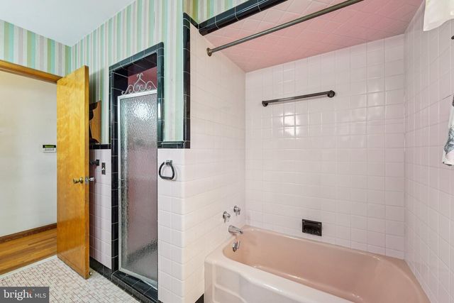 662 E WALNUT RD, Vineland, NJ 08360