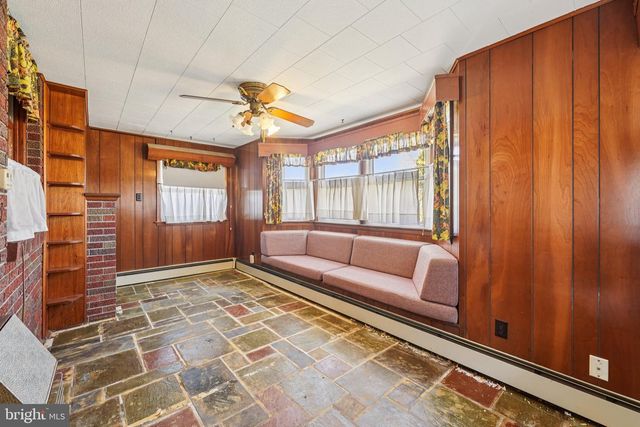 662 E WALNUT RD, Vineland, NJ 08360