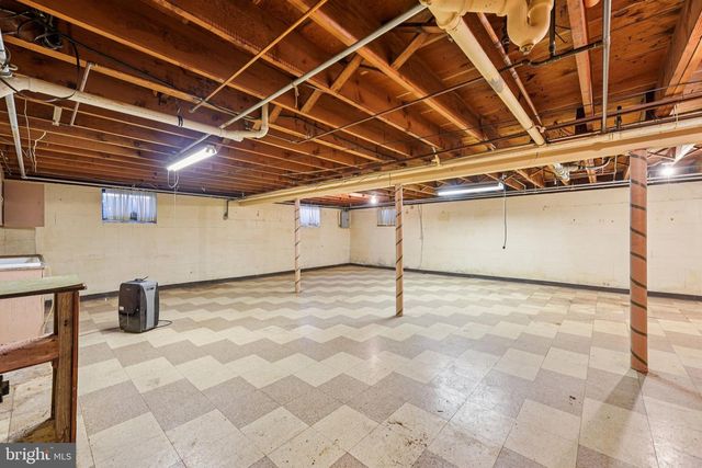 662 E WALNUT RD, Vineland, NJ 08360