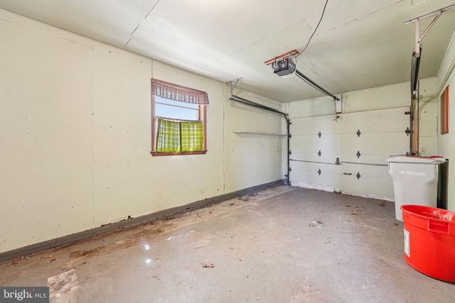 662 E WALNUT RD, Vineland, NJ 08360