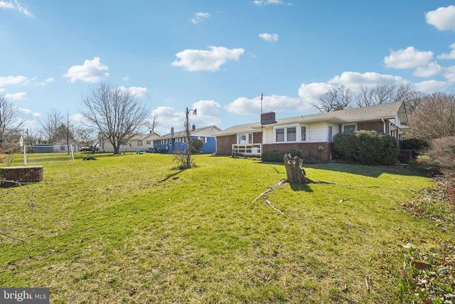 662 E WALNUT RD, Vineland, NJ 08360