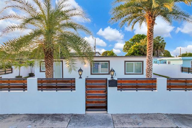 831 E 10th Pl, Hialeah, FL 33010