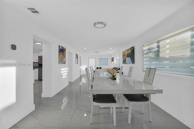 831 E 10th Pl, Hialeah, FL 33010