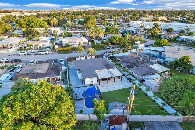 831 E 10th Pl, Hialeah, FL 33010