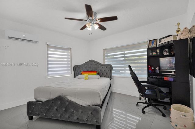 831 E 10th Pl, Hialeah, FL 33010