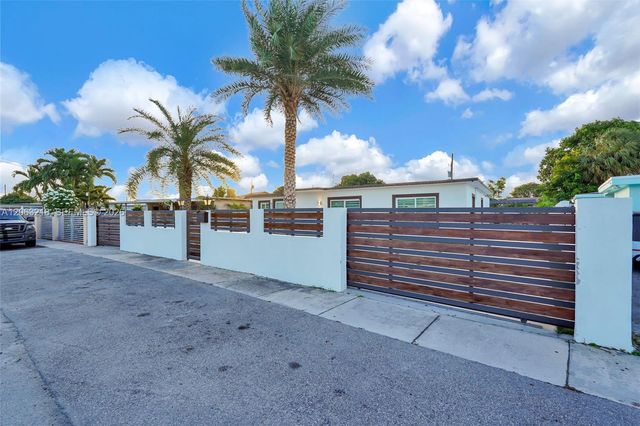 831 E 10th Pl, Hialeah, FL 33010