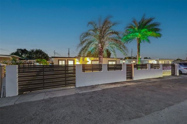 831 E 10th Pl, Hialeah, FL 33010