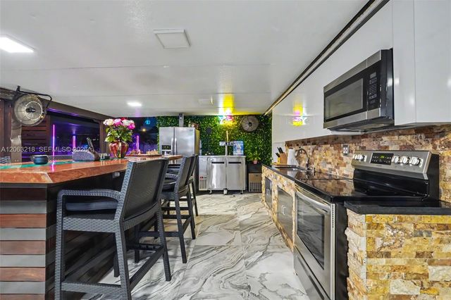 831 E 10th Pl, Hialeah, FL 33010