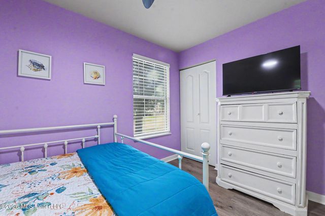 203 Mcdonald Drive, Pass Christian, MS 39571