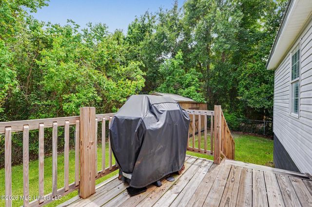 203 Mcdonald Drive, Pass Christian, MS 39571