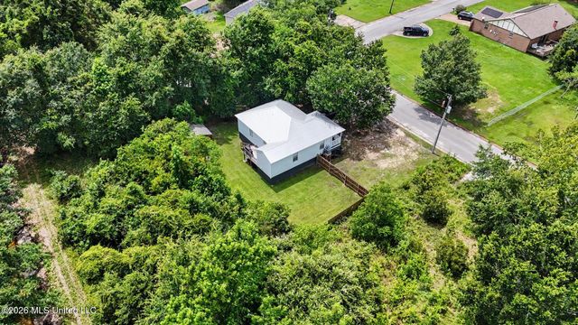 203 Mcdonald Drive, Pass Christian, MS 39571