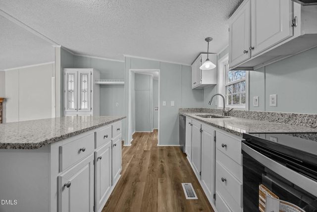 15 Dry Pond Lane, Zebulon, NC 27597