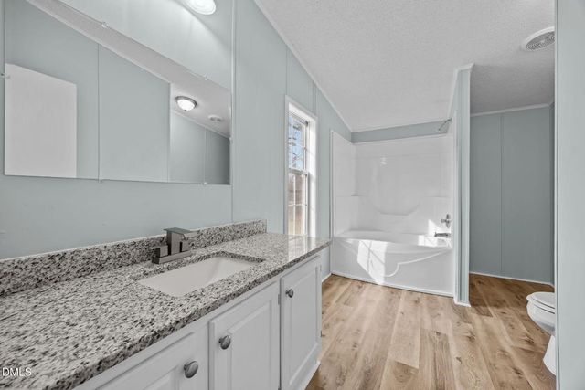 15 Dry Pond Lane, Zebulon, NC 27597