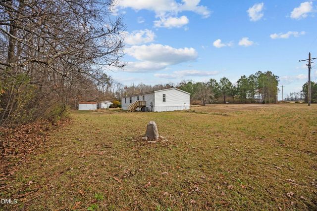 15 Dry Pond Lane, Zebulon, NC 27597
