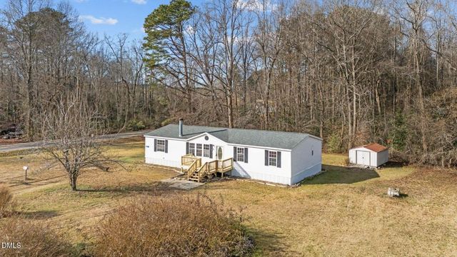 15 Dry Pond Lane, Zebulon, NC 27597