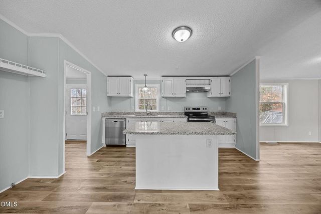 15 Dry Pond Lane, Zebulon, NC 27597