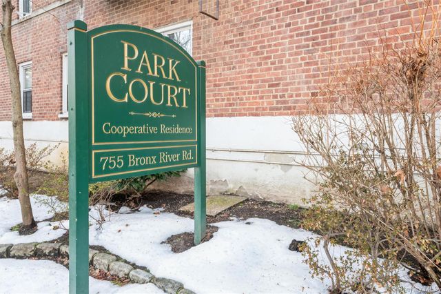 755 Bronx River Road 1C, Bronxville, NY 10708