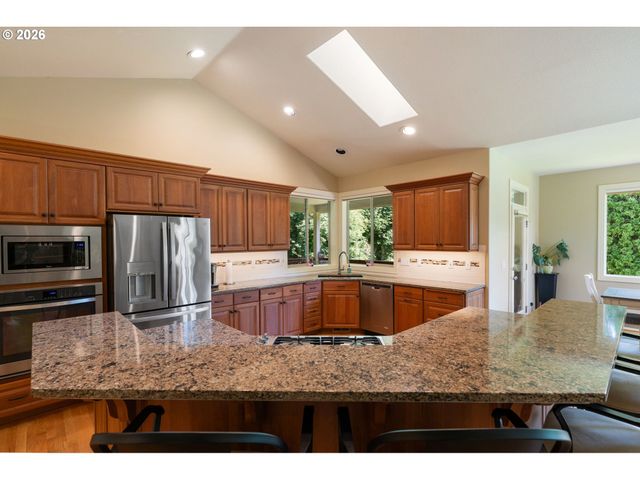 15670 Se WILLS Way, Milwaukie, OR 97267