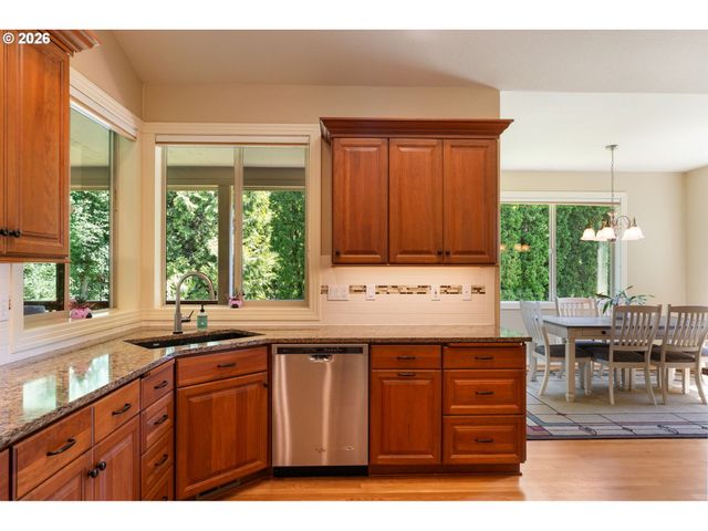 15670 Se WILLS Way, Milwaukie, OR 97267