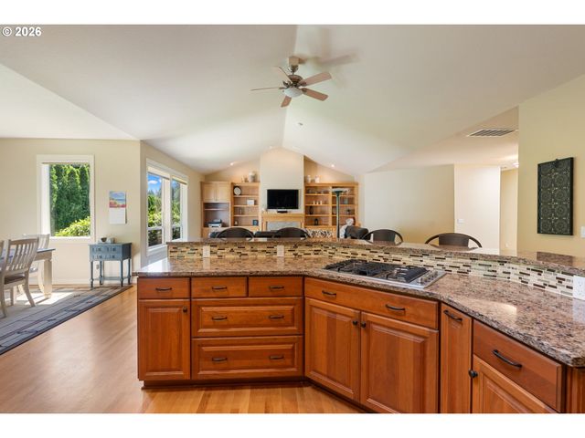 15670 Se WILLS Way, Milwaukie, OR 97267