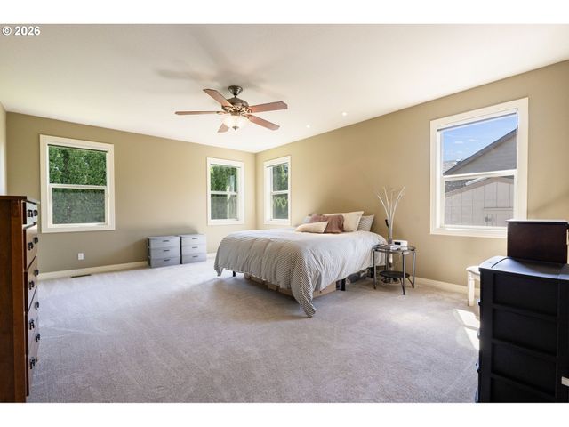 15670 Se WILLS Way, Milwaukie, OR 97267