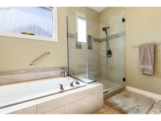 15670 Se WILLS Way, Milwaukie, OR 97267