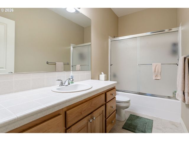 15670 Se WILLS Way, Milwaukie, OR 97267