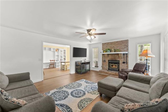 4945 Mccoy Circle, Cumming, GA 30040
