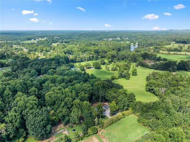 4945 Mccoy Circle, Cumming, GA 30040