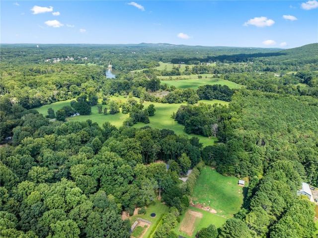 4945 Mccoy Circle, Cumming, GA 30040