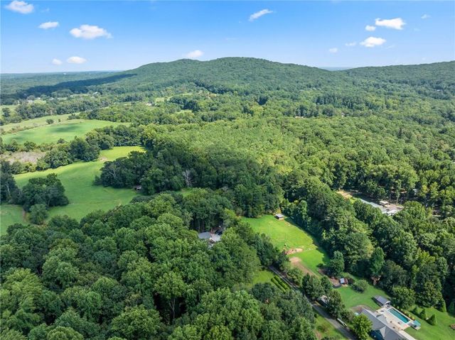 4945 Mccoy Circle, Cumming, GA 30040