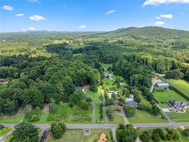 4945 Mccoy Circle, Cumming, GA 30040