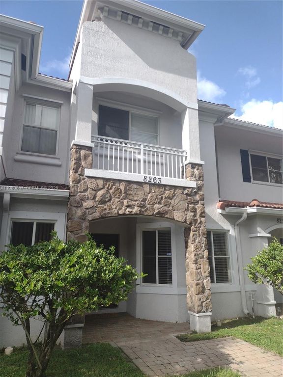 8263 SW 27th Street 102, Miramar, FL 33025