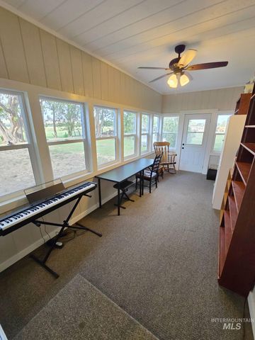 4800 Freemont Rd, New Plymouth, ID 83655