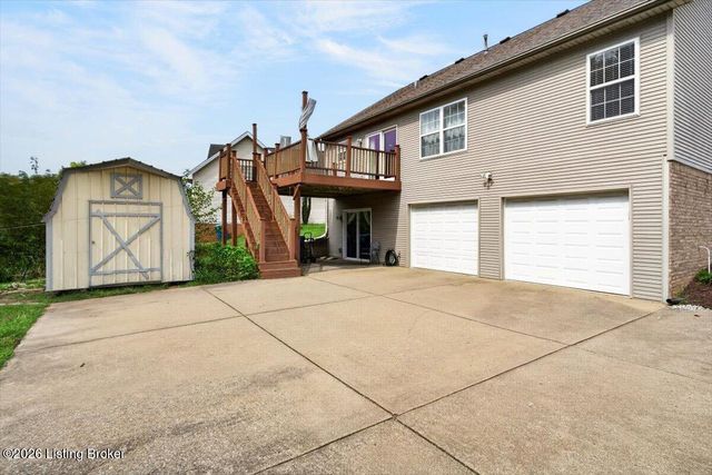 2038 Hearthside Cir, Shelbyville, KY 40065