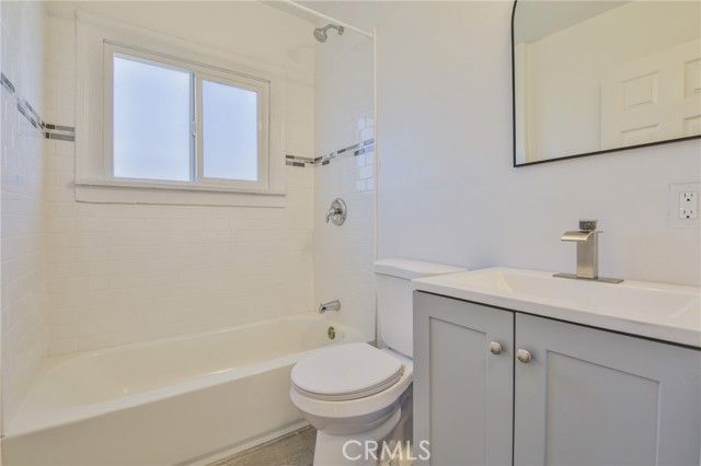 317 W 107th, Los Angeles, CA 90003