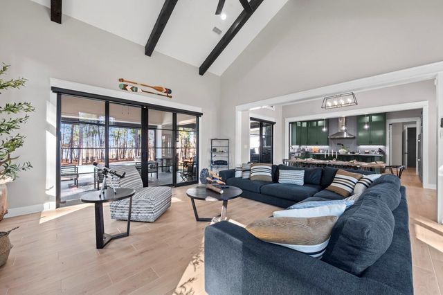 705 Private Road 6028, Brookeland, TX 75931