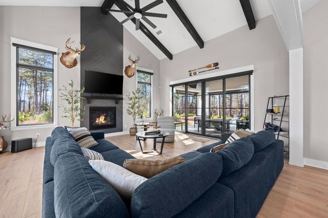 705 Private Road 6028, Brookeland, TX 75931