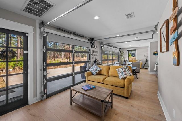 705 Private Road 6028, Brookeland, TX 75931