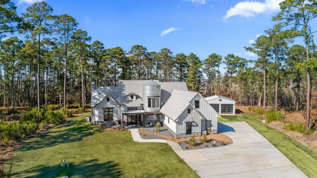 705 Private Road 6028, Brookeland, TX 75931