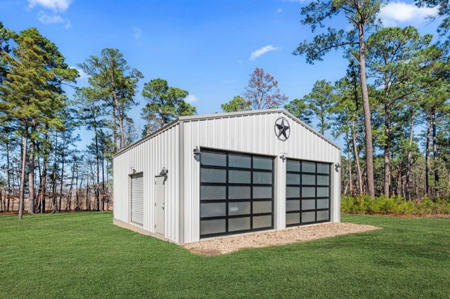 705 Private Road 6028, Brookeland, TX 75931