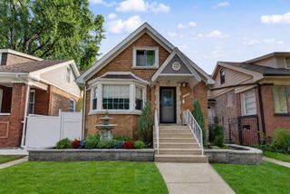 3305 W 66th Street, Chicago, IL 60629